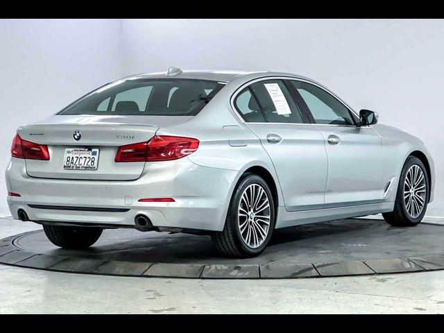 2018 BMW 5 Series 530i