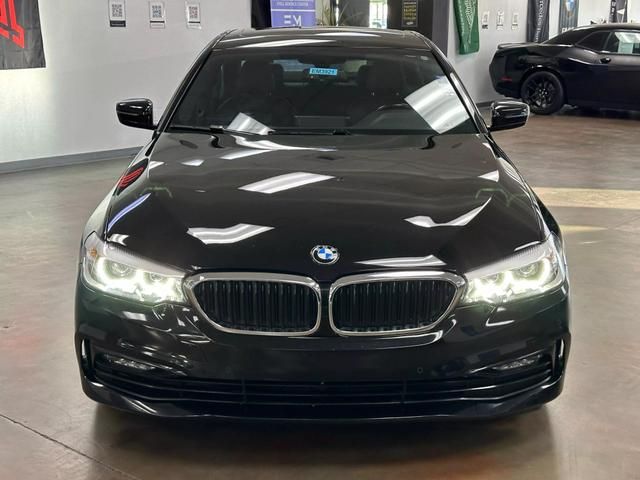 2018 BMW 5 Series 530i