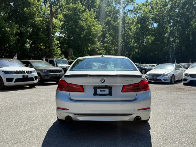 2018 BMW 5 Series 530i