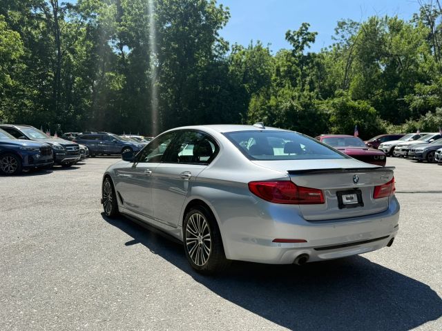 2018 BMW 5 Series 530i