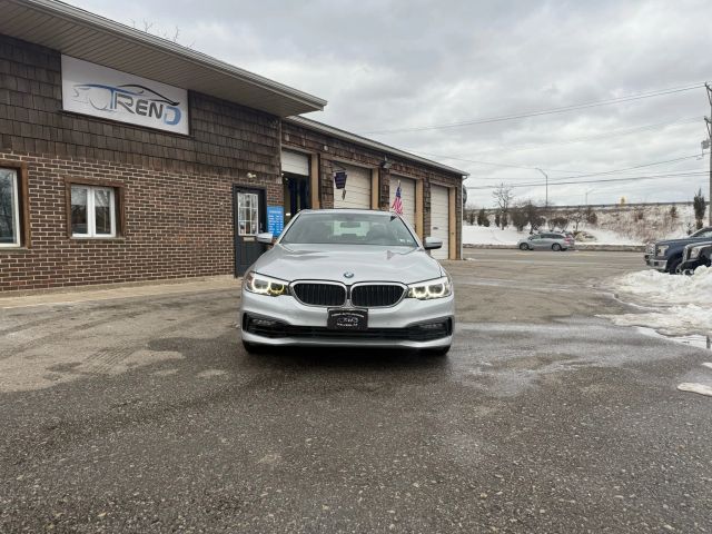 2018 BMW 5 Series 530i