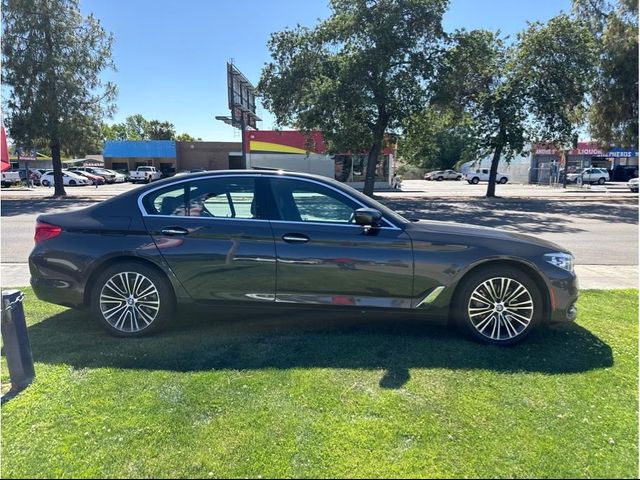 2018 BMW 5 Series 530i