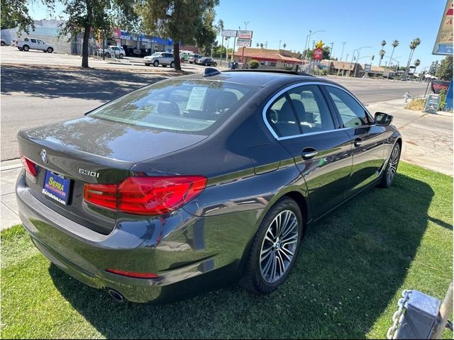 2018 BMW 5 Series 530i