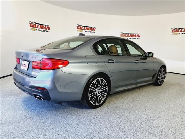 2018 BMW 5 Series 540i