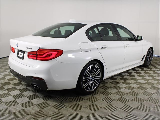 2018 BMW 5 Series 540i