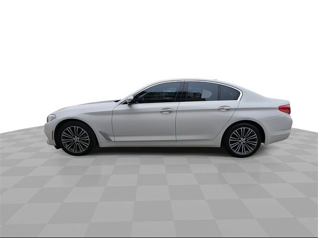 2018 BMW 5 Series 540i