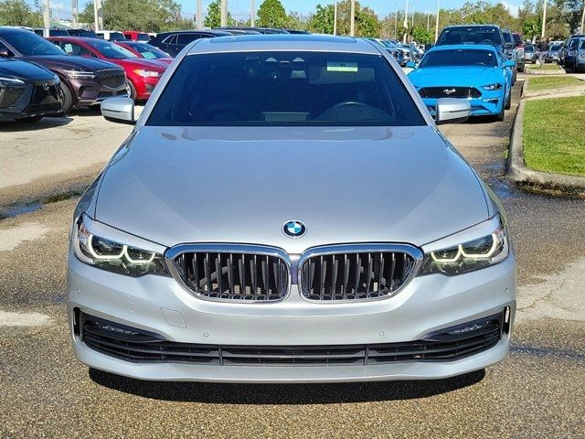 2018 BMW 5 Series 540i