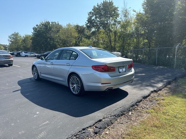 2018 BMW 5 Series 540i