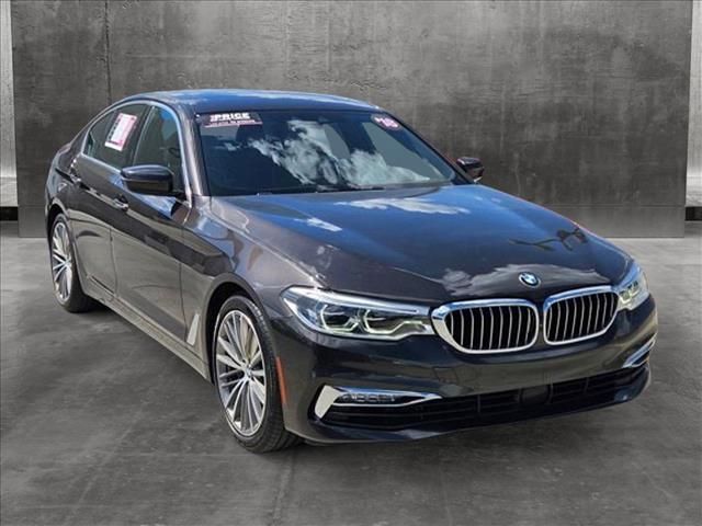 2018 BMW 5 Series 540i