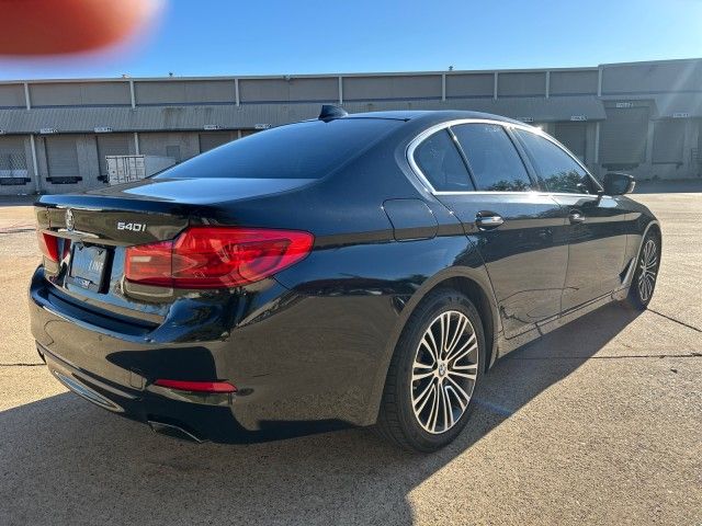 2018 BMW 5 Series 540i