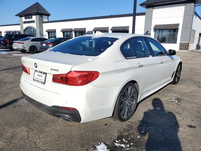 2018 BMW 5 Series 540i