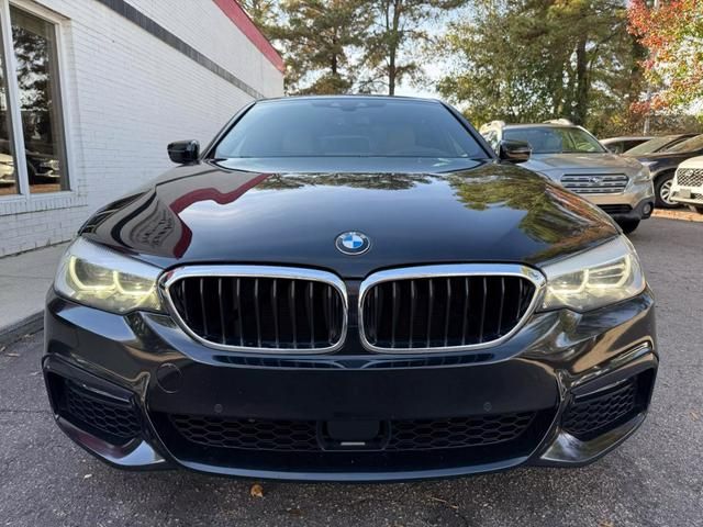 2018 BMW 5 Series 540i