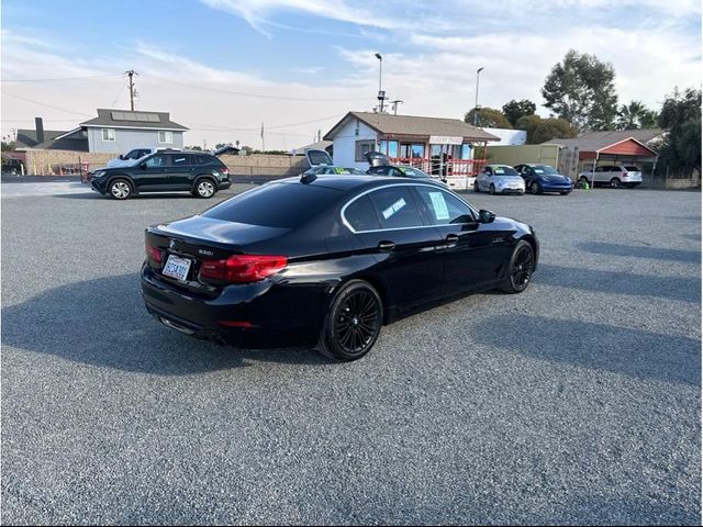 2018 BMW 5 Series 530i