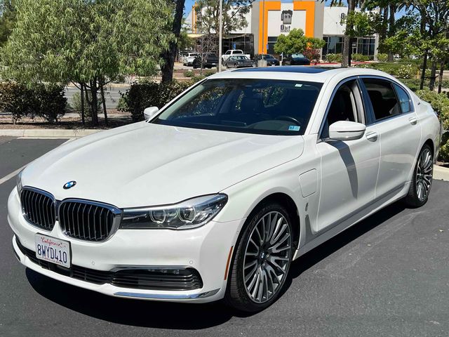 2018 BMW 7 Series 740e xDrive iPerformance