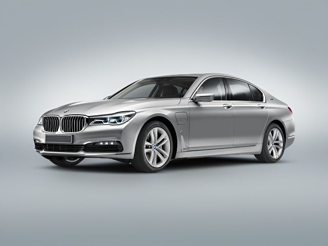 2018 BMW 7 Series 740e xDrive iPerformance