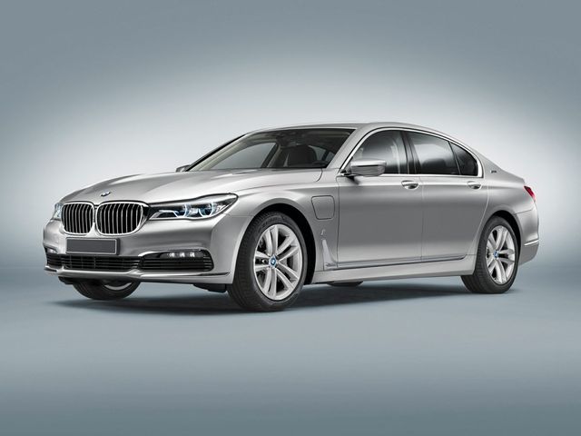 2018 BMW 7 Series 740e xDrive iPerformance