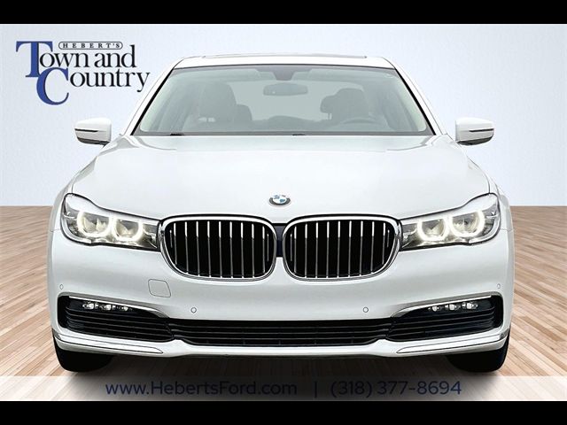 2018 BMW 7 Series 740i