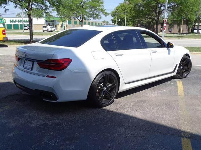 2018 BMW 7 Series 740i