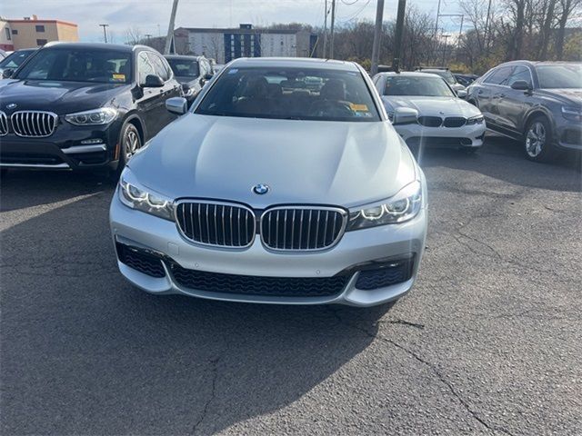 2018 BMW 7 Series 740i xDrive