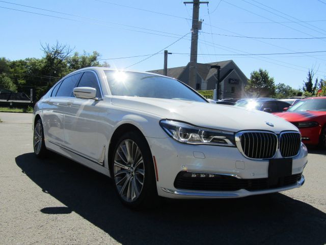 2018 BMW 7 Series 750i xDrive