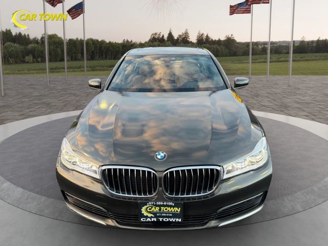 2018 BMW 7 Series 750i xDrive