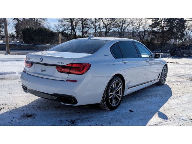 2018 BMW 7 Series 740e xDrive iPerformance