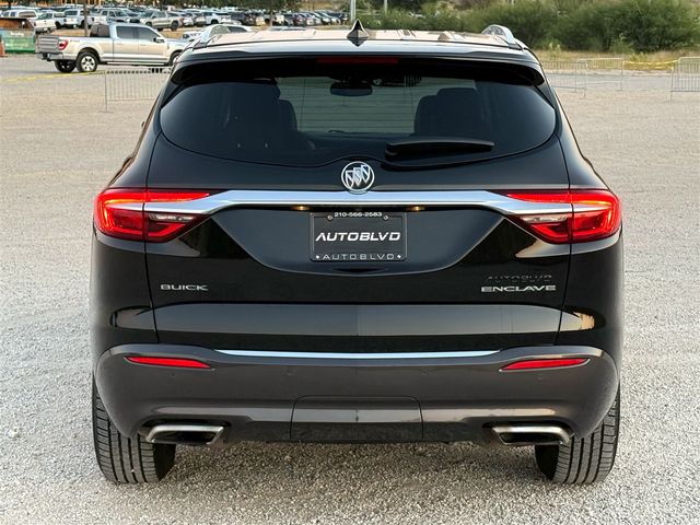 2018 Buick Enclave Essence