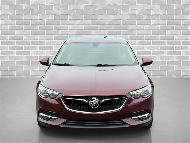 2018 Buick Regal Sportback Essence