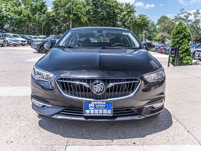 2018 Buick Regal Sportback Essence