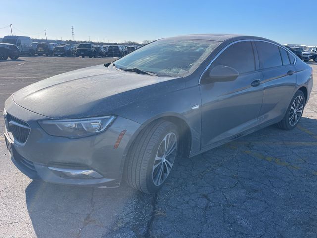 2018 Buick Regal Sportback Essence