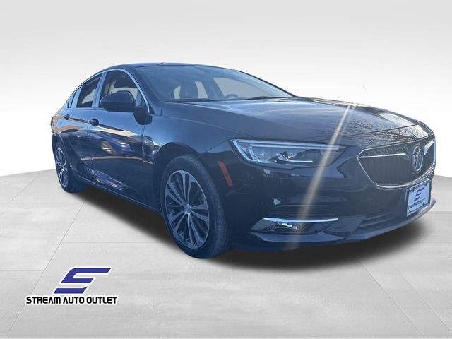 2018 Buick Regal Sportback Essence