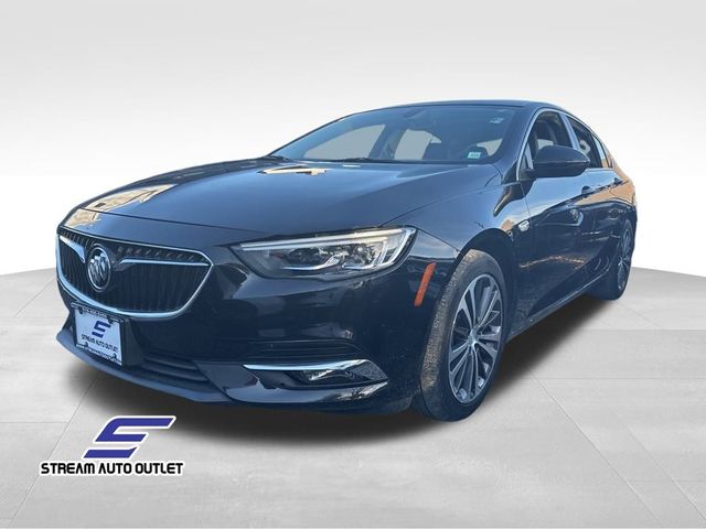 2018 Buick Regal Sportback Essence