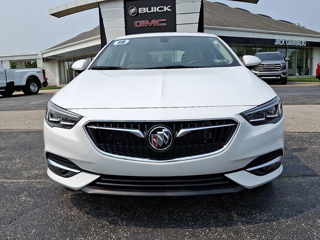 2018 Buick Regal Sportback Essence