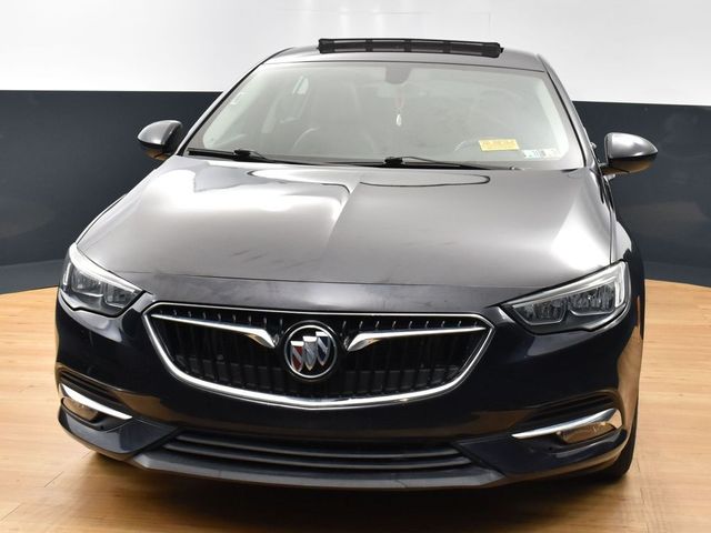 2018 Buick Regal Sportback Essence