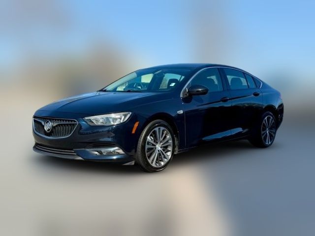 2018 Buick Regal Sportback Essence