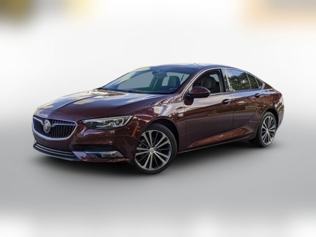 2018 Buick Regal Sportback Essence