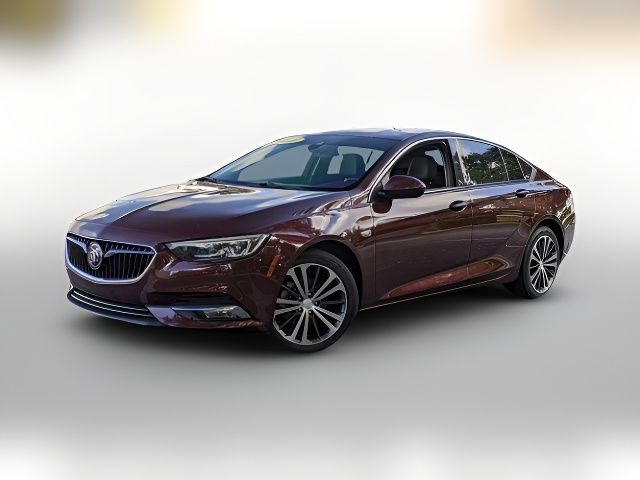 2018 Buick Regal Sportback Essence