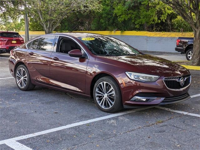 2018 Buick Regal Sportback Essence