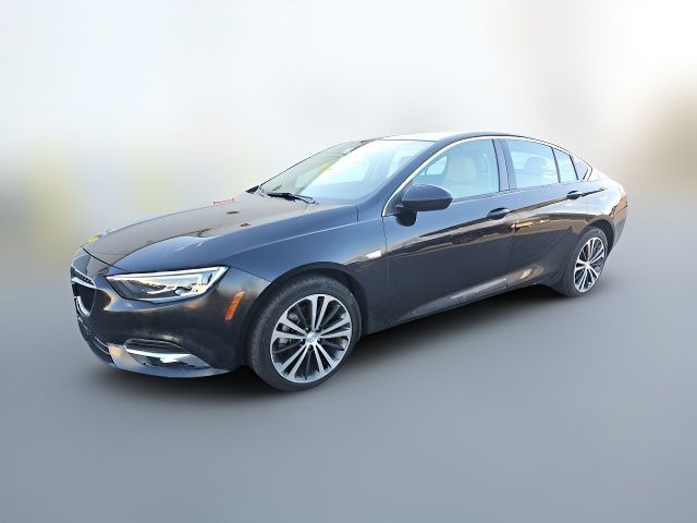 2018 Buick Regal Sportback Essence