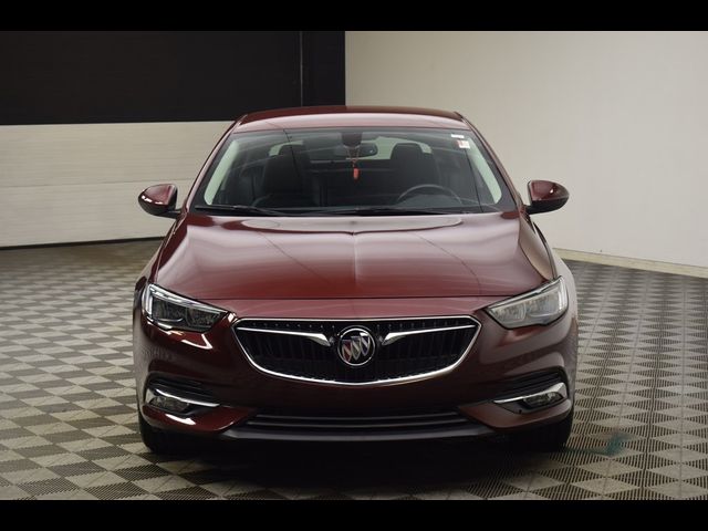 2018 Buick Regal Sportback Essence