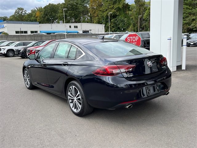 2018 Buick Regal Sportback Essence