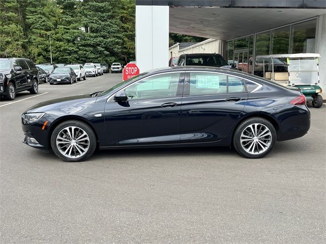 2018 Buick Regal Sportback Essence