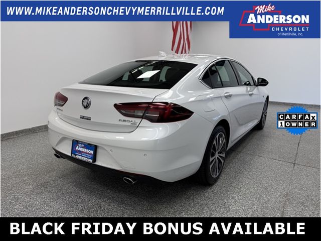 2018 Buick Regal Sportback Essence