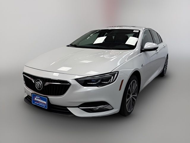 2018 Buick Regal Sportback Essence