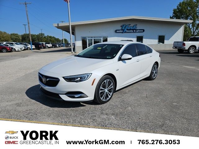 2018 Buick Regal Sportback Essence