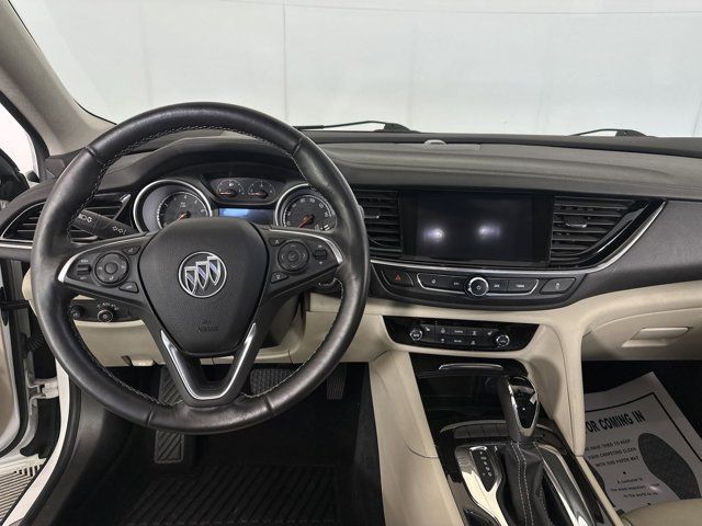 2018 Buick Regal Sportback Essence