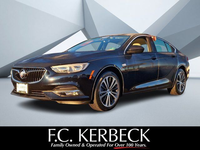 2018 Buick Regal Sportback Essence