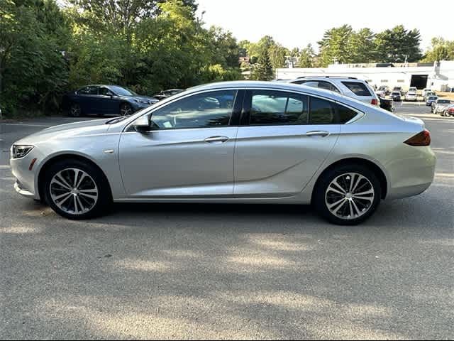 2018 Buick Regal Sportback Essence