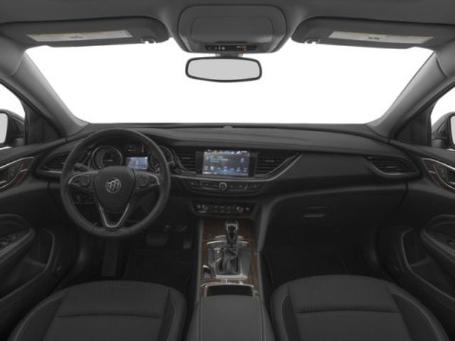 2018 Buick Regal Sportback Essence