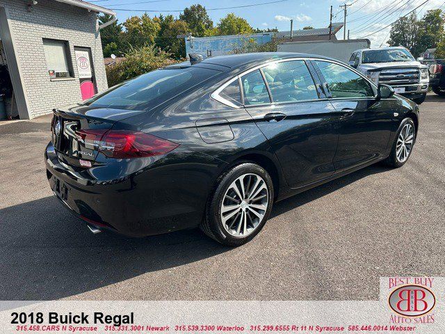 2018 Buick Regal Sportback Essence